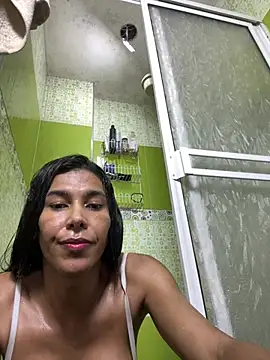 Ebonyxprincess  online show from 04-24-26, 07:49