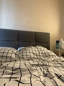 Snapshot of Sabrina_shells chatting on 03-15-25, 04:46 Sabrina shells online show from 03-15-25, 04:46