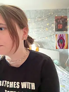 Snapshot of Sabrina_shells chatting on 11-13-25, 10:36 Sabrina shells online show from 11-13-25, 10:36