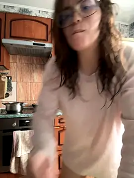 Snapshot of Sabrina_shells chatting on 11-19-25, 08:58 Sabrina shells online show from 11-19-25, 08:58