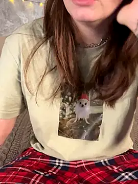 Snapshot of Sabrina_shells chatting on 11-26-25, 09:43 Sabrina shells online show from 11-26-25, 09:43