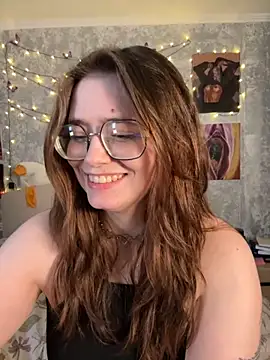 Snapshot of Sabrina_shells chatting on 11-30-25, 10:30 Sabrina shells online show from 11-30-25, 10:30