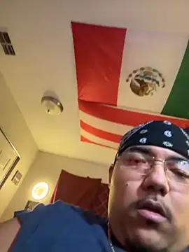 cloudy couple444 online show from 09-17-25, 04:58