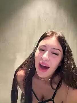 Snapshot of AndreaMood chatting on 02-27-25, 10:26 AndreaMood online show from 02-27-25, 10:26