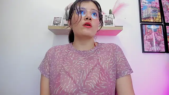 Carolina Burninng online show from 09-27-25, 08:58