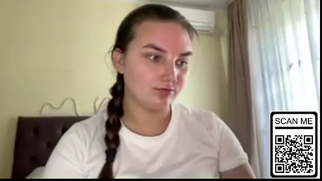 Dreamyblushfairy online show from 09-15-25, 02:17