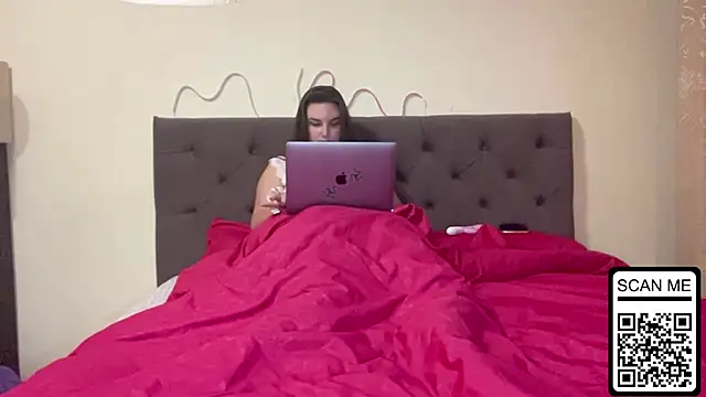 Dreamyblushfairy online show from 10-07-25, 03:09