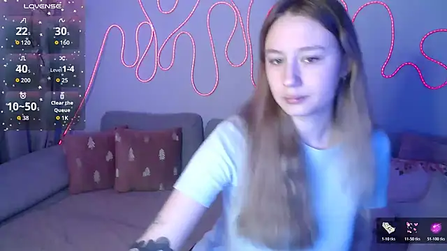 Haley Vixen online show from 12-17-25, 09:04