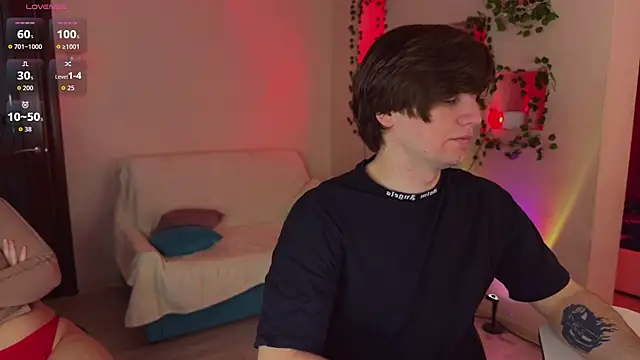 RobertAndLinela online show from 04-25-26, 10:51