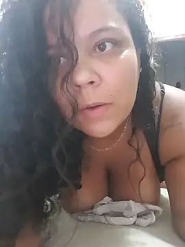 Snapshot of MelissaMendes_BBW chatting on 02-05-25, 11:39 MelissaMendes BBW online show from 02-05-25, 11:39