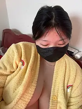 Snapshot of Happyou2 chatting on 03-03-25, 02:04 Happyou2 online show from 03-03-25, 02:04