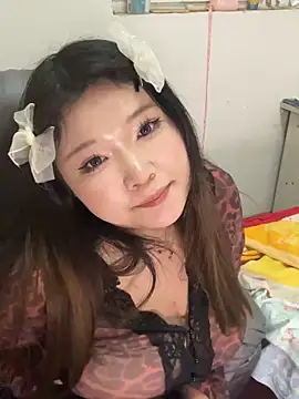 Snapshot of Happyou2 chatting on 03-20-25, 12:11 Happyou2 online show from 03-20-25, 12:11