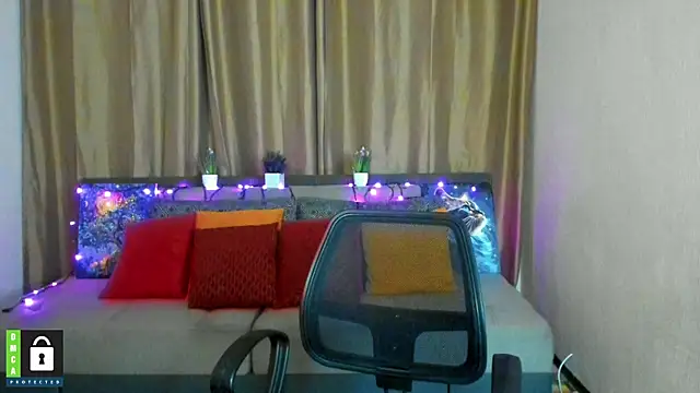 Snapshot of Arianasweety23 chatting on 01-17-25, 06:26 Arianasweety23 online show from 01-17-25, 06:26