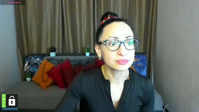 Snapshot of Arianasweety23 chatting on 01-23-25, 12:41 Arianasweety23 online show from 01-23-25, 12:41