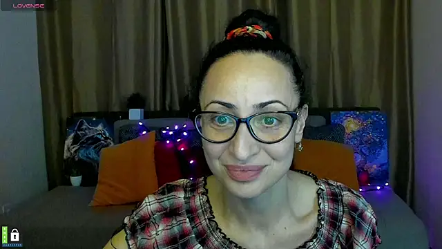 Snapshot of Arianasweety23 chatting on 02-06-25, 03:41 Arianasweety23 online show from 02-06-25, 03:41