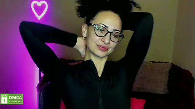 Snapshot of Arianasweety23 chatting on 02-09-25, 03:43 Arianasweety23 online show from 02-09-25, 03:43