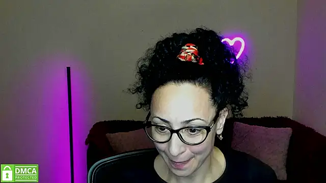 Snapshot of Arianasweety23 chatting on 02-23-25, 09:26 Arianasweety23 online show from 02-23-25, 09:26