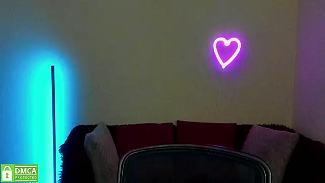 Snapshot of Arianasweety23 chatting on 03-06-25, 06:26 Arianasweety23 online show from 03-06-25, 06:26