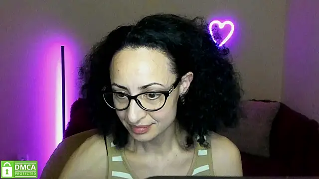 Snapshot of Arianasweety23 chatting on 03-09-25, 03:32 Arianasweety23 online show from 03-09-25, 03:32