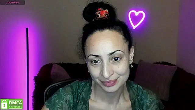 Snapshot of Arianasweety23 chatting on 03-12-25, 05:57 Arianasweety23 online show from 03-12-25, 05:57