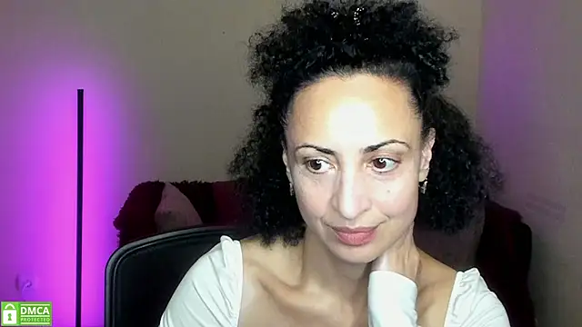 Snapshot of Arianasweety23 chatting on 09-09-25, 05:23 Arianasweety23 online show from 09-09-25, 05:23