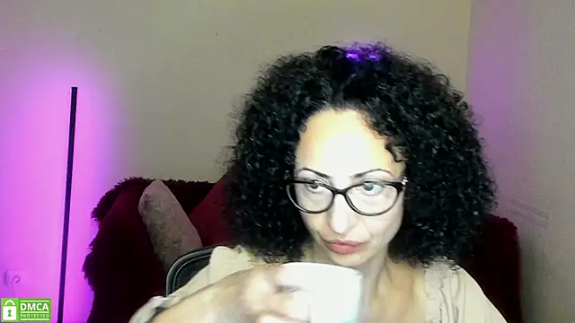 Snapshot of Arianasweety23 chatting on 09-23-25, 05:27 Arianasweety23 online show from 09-23-25, 05:27