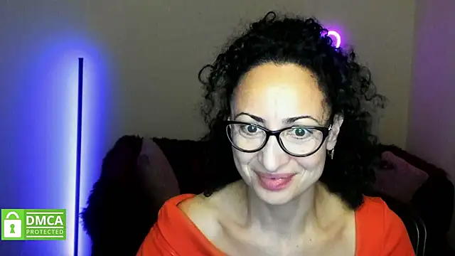 Snapshot of Arianasweety23 chatting on 09-29-25, 05:29 Arianasweety23 online show from 09-29-25, 05:29