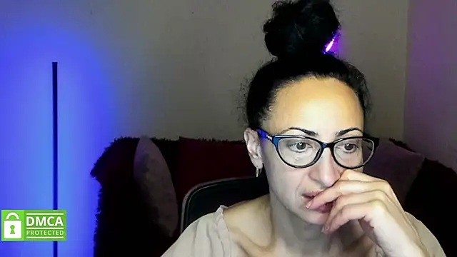 Snapshot of Arianasweety23 chatting on 10-04-25, 11:30 Arianasweety23 online show from 10-04-25, 11:30