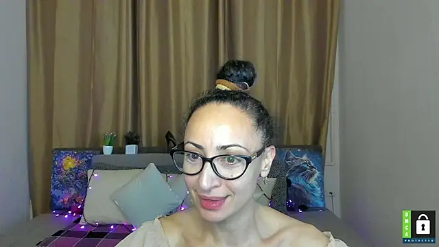 Snapshot of Arianasweety23 chatting on 11-11-25, 06:30 Arianasweety23 online show from 11-11-25, 06:30