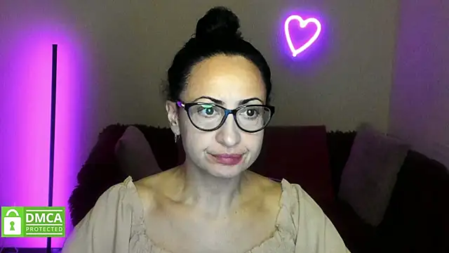 Snapshot of Arianasweety23 chatting on 11-24-25, 06:29 Arianasweety23 online show from 11-24-25, 06:29