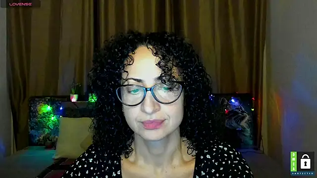 Snapshot of Arianasweety23 chatting on 12-03-25, 06:28 Arianasweety23 online show from 12-03-25, 06:28