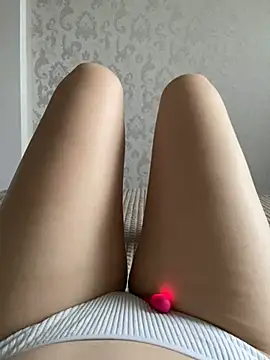 Snapshot of mersedas3 chatting on 12-29-24, 09:06 mersedas3 online show from 12-29-24, 09:06