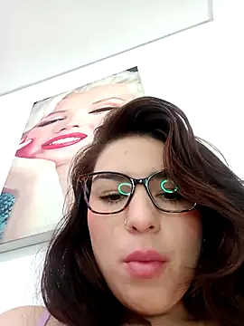 VictoriaMolina online show from 11-09-25, 03:21