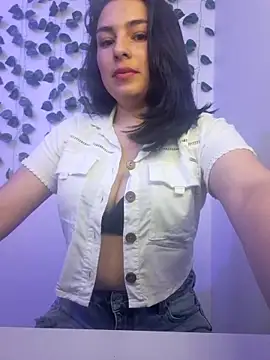 Snapshot of VictoriaMolina chatting on 05-19-26, 12:38 VictoriaMolina online show from 05-19-26, 12:38