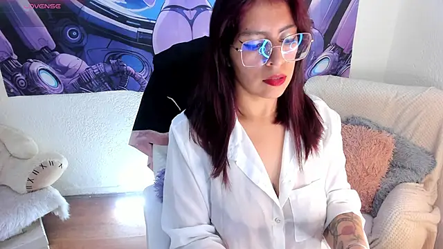 Irene Grey20 online show from 10-19-25, 01:39