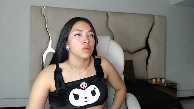 Snapshot of IsabellRodriguez18 chatting on 02-23-25, 04:39 IsabellRodriguez18 online show from 02-23-25, 04:39