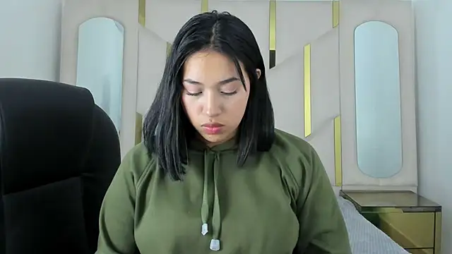 Snapshot of IsabellRodriguez18 chatting on 09-15-25, 02:55 IsabellRodriguez18 online show from 09-15-25, 02:55