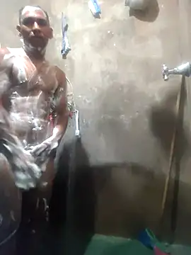 yaxom33 online show from 04-28-26, 01:59