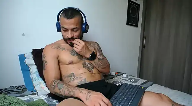 callme douglas online show from 02-01-25, 03:39