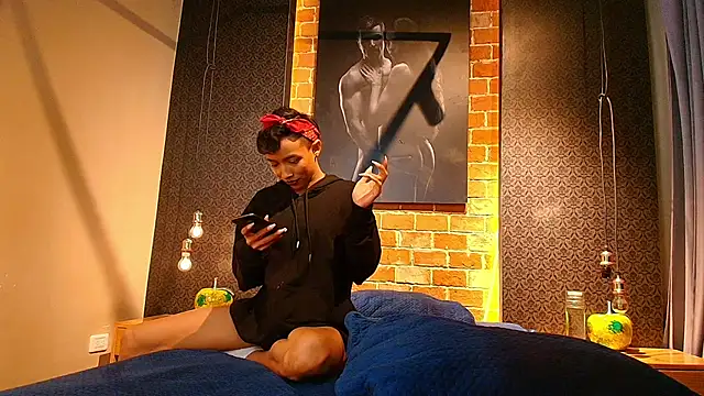 AntonAndSofii online show from 01-08-25, 04:02