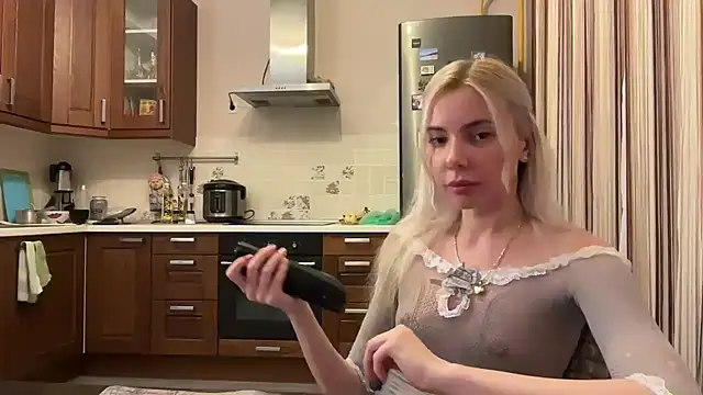 yunasuka online show from 02-22-25, 06:30