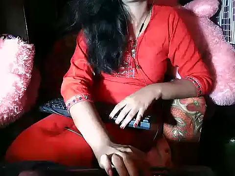 Snapshot of Half_Girlfriend_ chatting on 10-26-25, 07:09 Half Girlfriend  online show from 10-26-25, 07:09