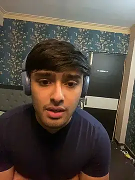 Snapshot of sunny49477 chatting on 01-08-25, 03:17 sunny49477 online show from 01-08-25, 03:17