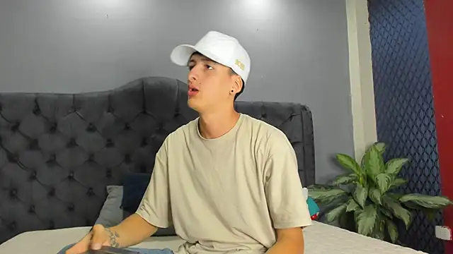 two milkyway online show from 03-20-25, 12:08