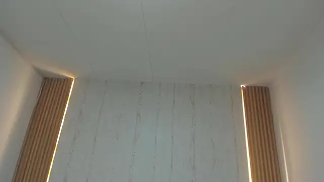 Snapshot of two_milkyway chatting on 06-10-26, 10:25 two milkyway online show from 06-10-26, 10:25