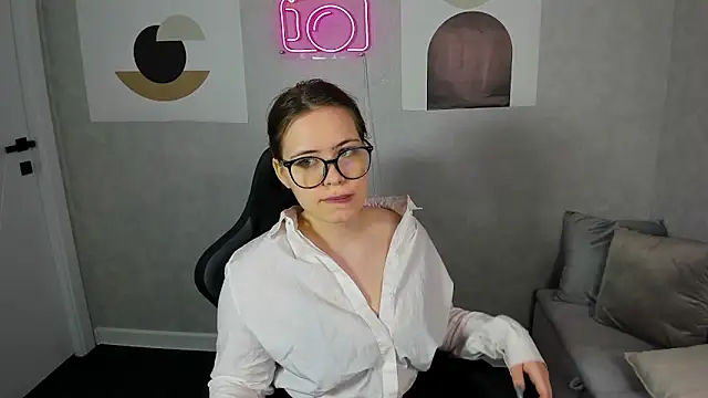 Snapshot of EricaElliott chatting on 01-09-25, 09:16 EricaElliott online show from 01-09-25, 09:16