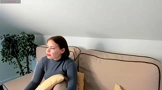 Snapshot of EricaElliott chatting on 02-06-25, 09:11 EricaElliott online show from 02-06-25, 09:11