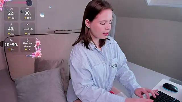 Snapshot of EricaElliott chatting on 09-16-25, 12:22 EricaElliott online show from 09-16-25, 12:22