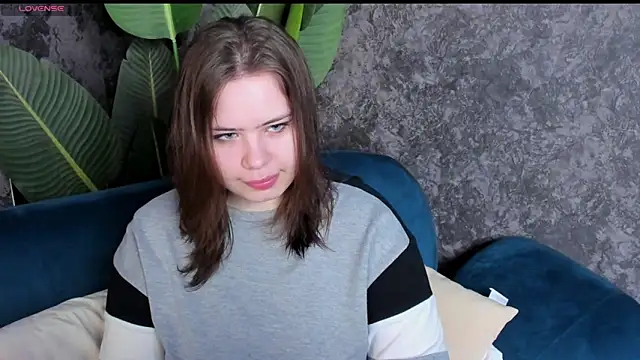 Snapshot of EricaElliott chatting on 11-13-25, 07:29 EricaElliott online show from 11-13-25, 07:29