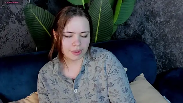 Snapshot of EricaElliott chatting on 11-15-25, 01:14 EricaElliott online show from 11-15-25, 01:14